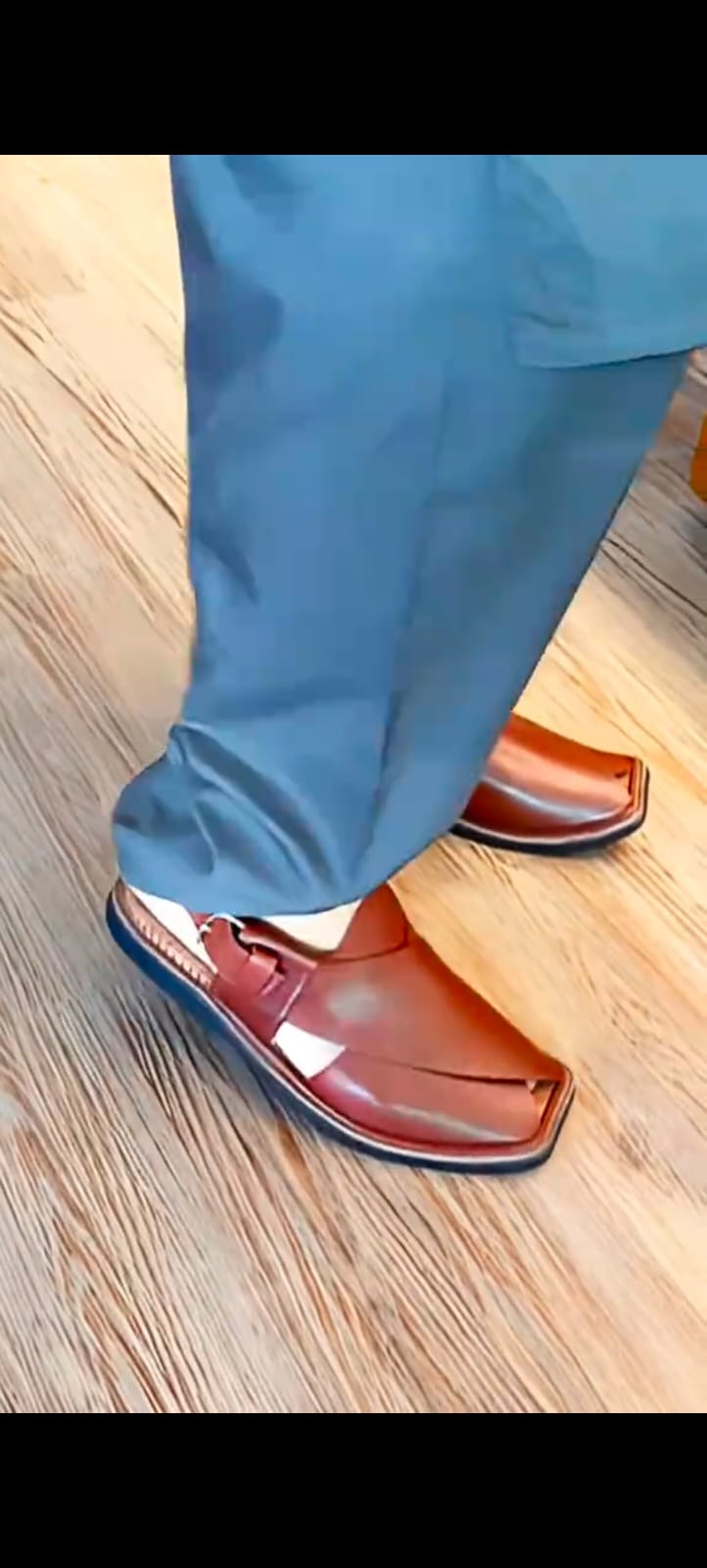 Men's Charsadda Peshawari sandel - Brown